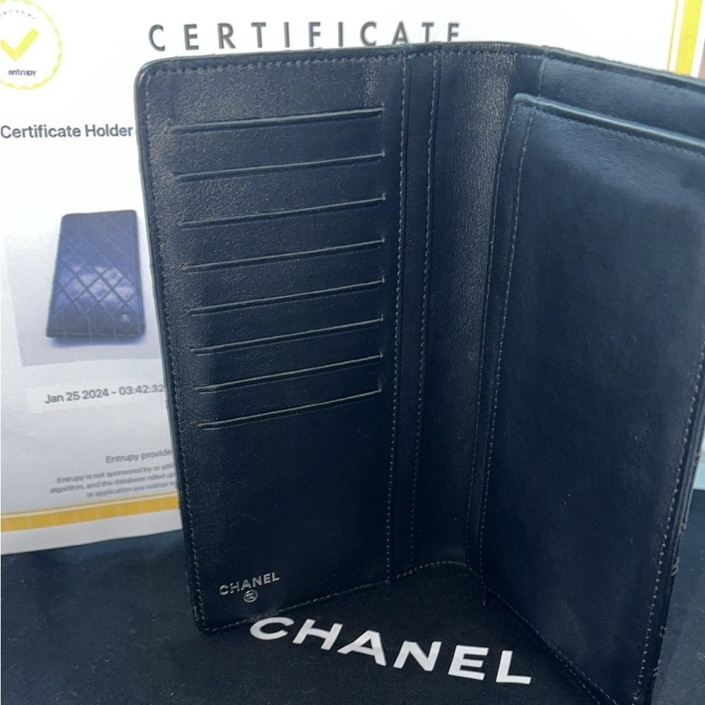 Chanel wallet